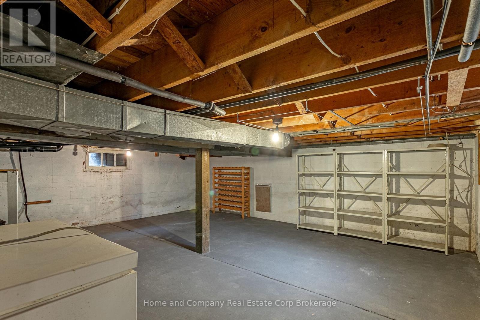 105 CENTRE STREET - Image 27