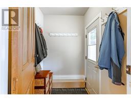 105 Centre Street, Stratford, ON N5A1E5 Photo 18