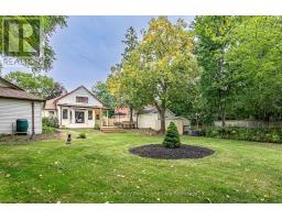 105 Centre Street, Stratford, ON N5A1E5 Photo 30