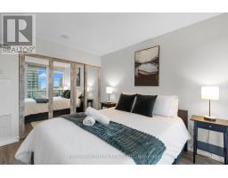1905 - 151 Dan Leckie Way, Toronto, ON M5V4B2 Photo 18