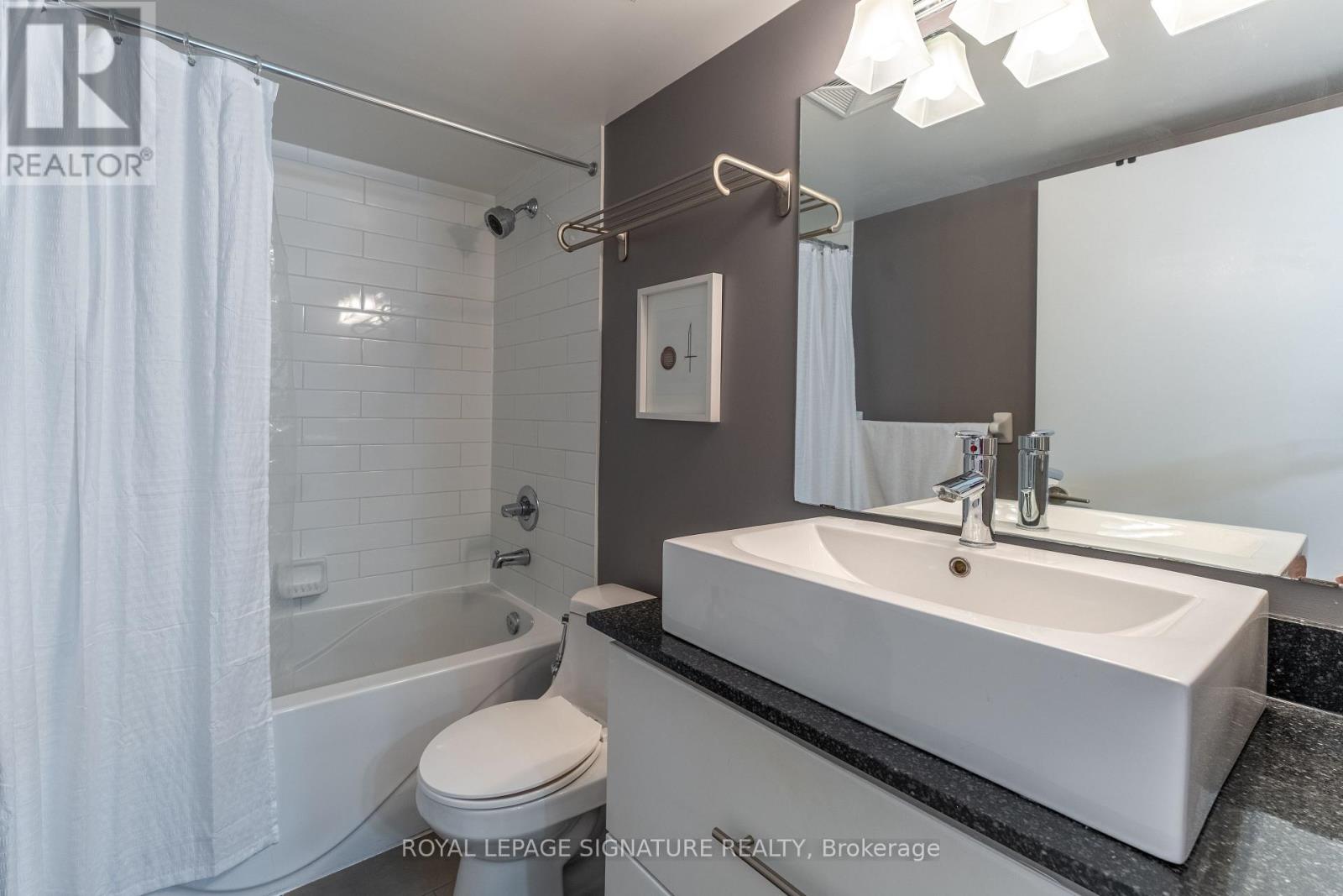 #328 1169 QUEEN STREET W - 12