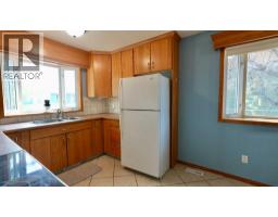 9714 77 Avenue, Peace River, AB T8S1C9 Photo 14
