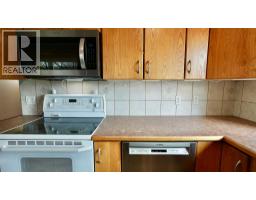 9714 77 Avenue, Peace River, AB T8S1C9 Photo 15