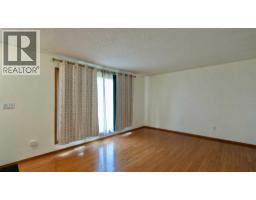 9714 77 Avenue, Peace River, AB T8S1C9 Photo 23