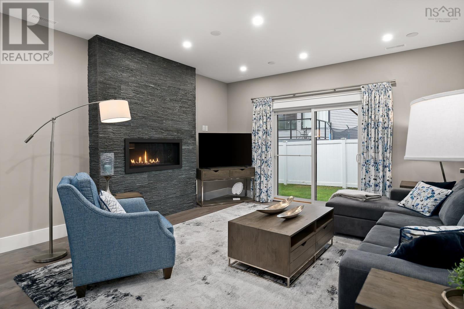 111 Theresa McNeil Grove - 25
