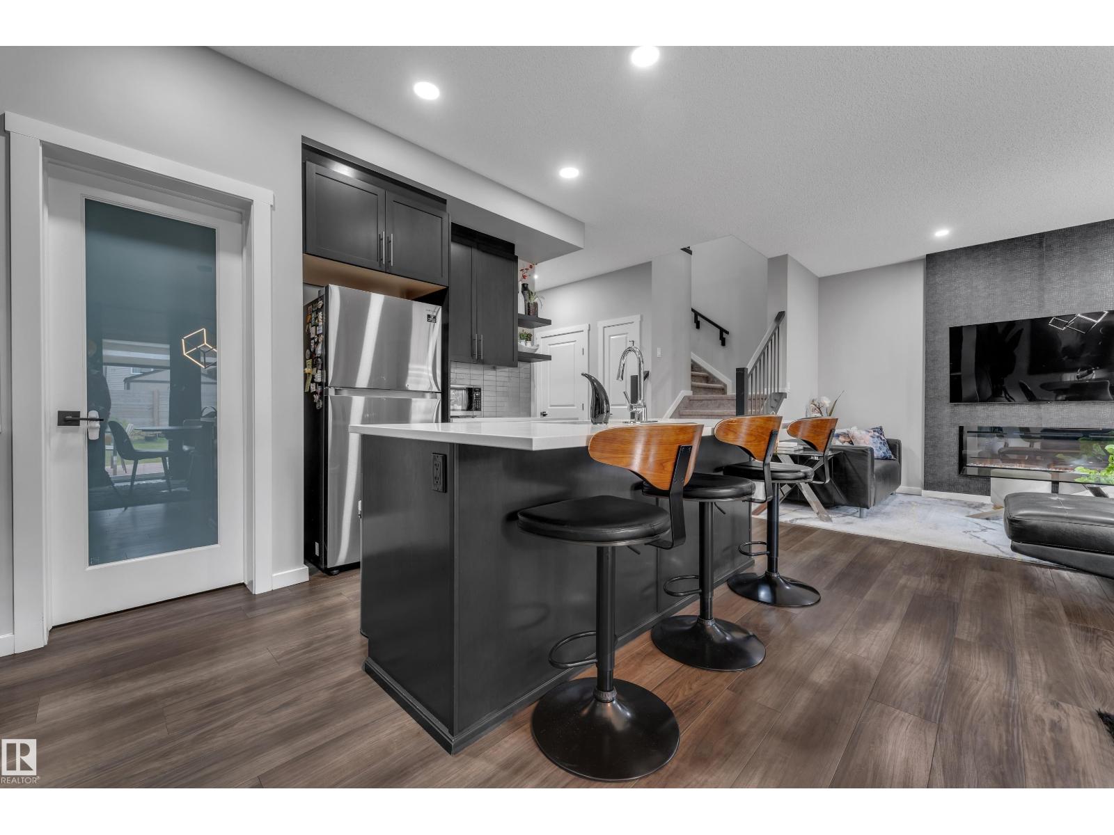 4107 5 AV SW - 17