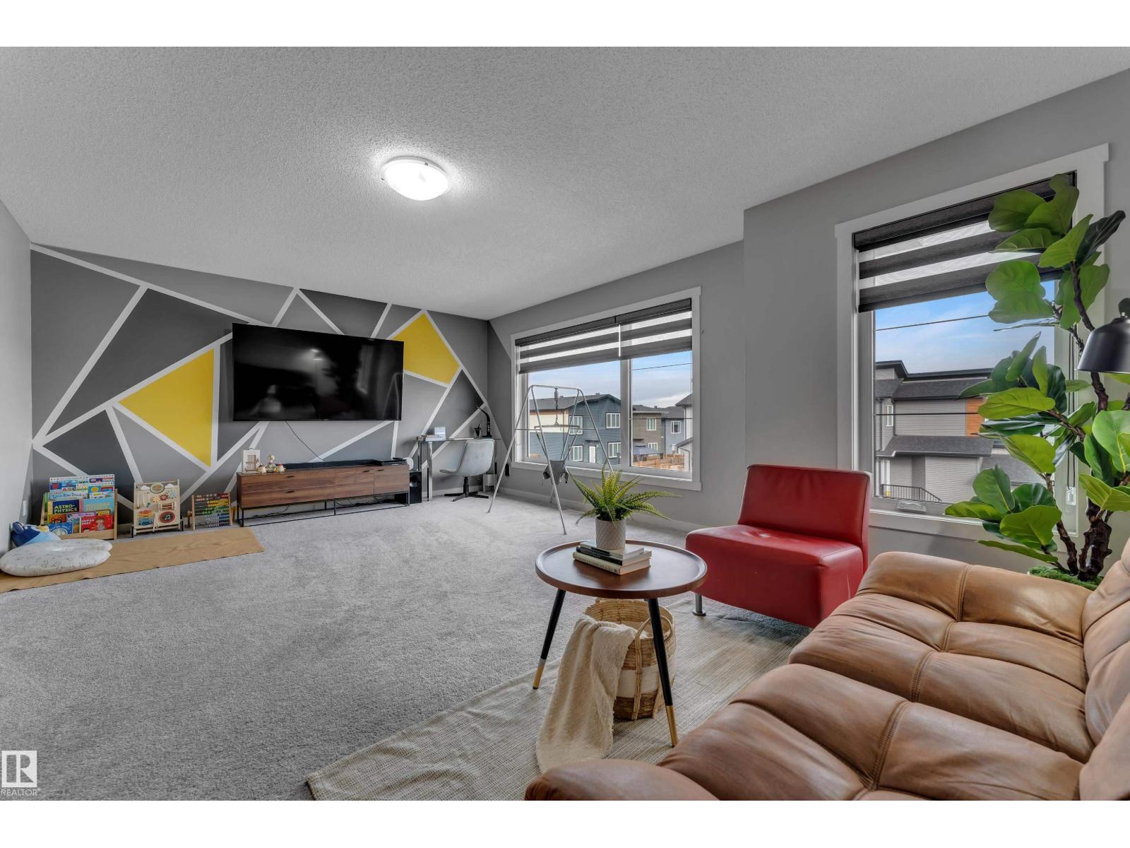 4107 5 AV SW - 34