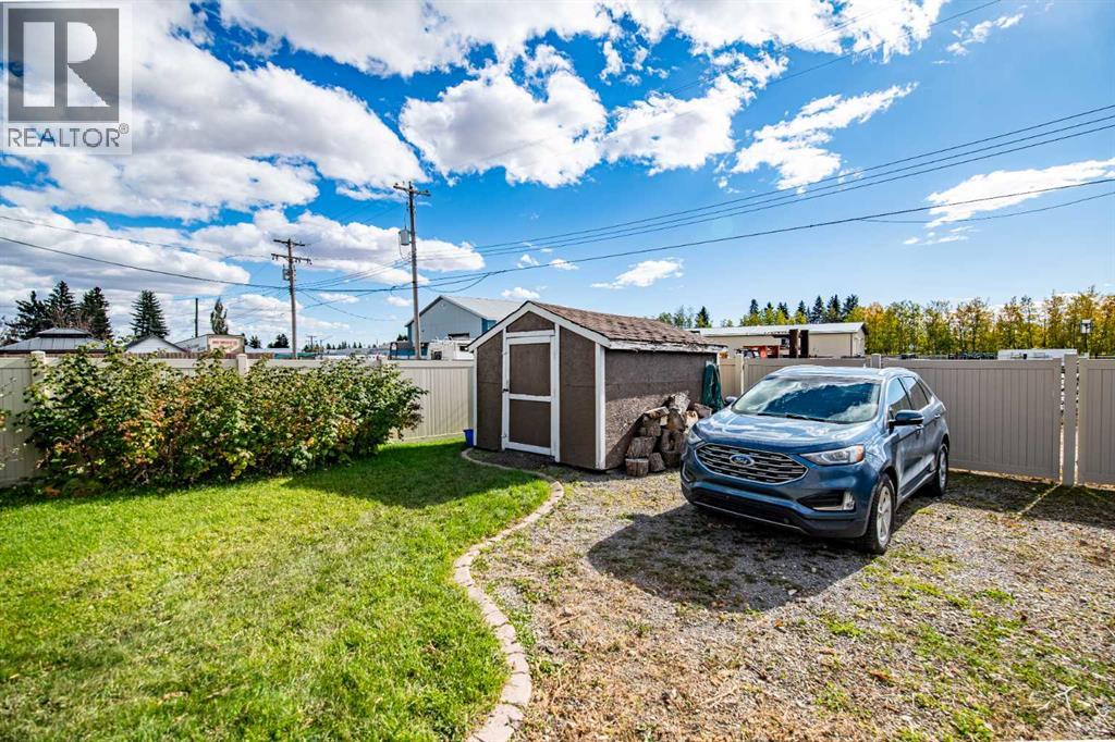 4915 51 Avenue - Image 6