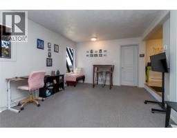 504 Langvista Dr, Langford, BC V9B5N3 Photo 40