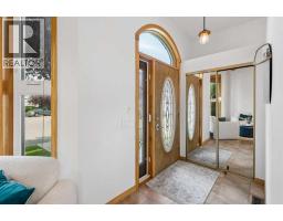 246 Mt Lorette Place SE - photo 7