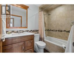 246 Mt Lorette Place SE - photo 21