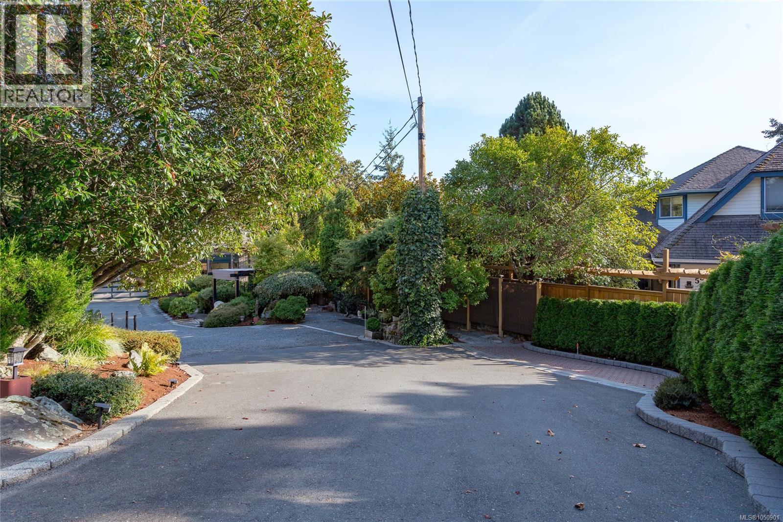 504 Langvista Dr - Image 5