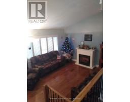 Family room - 920 Greenwood Crescent, Whitby, ON L1N1C8 Photo 10