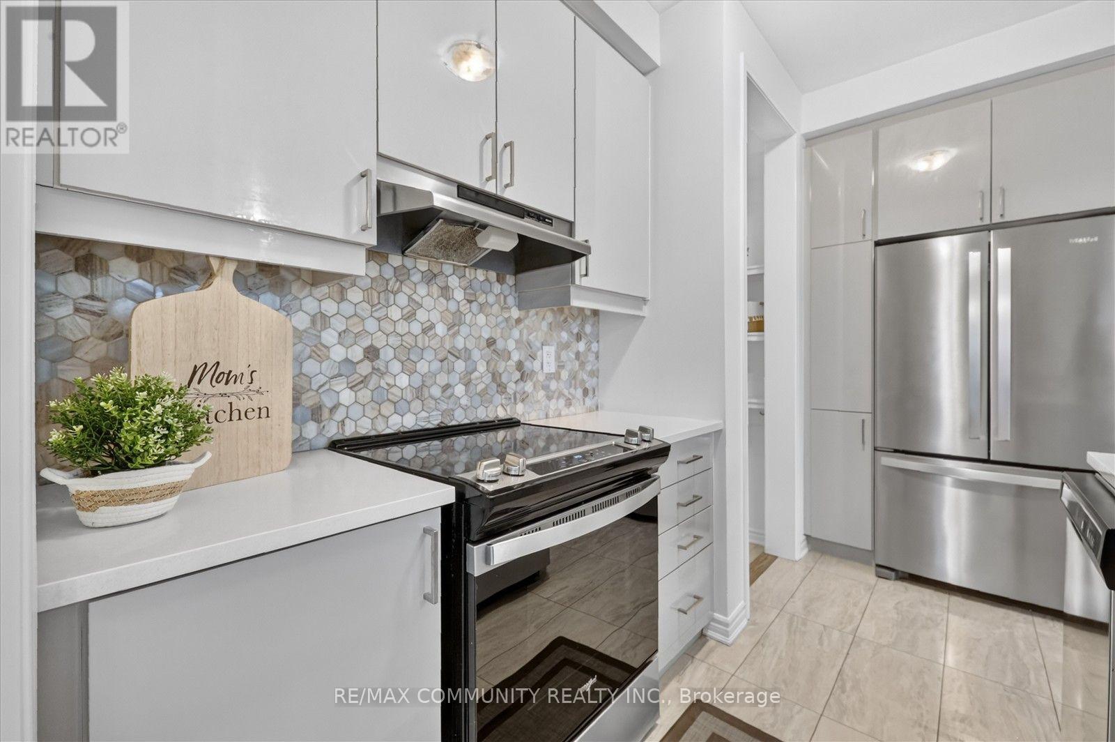 3001 HOLLYBERRY TRAIL - 16