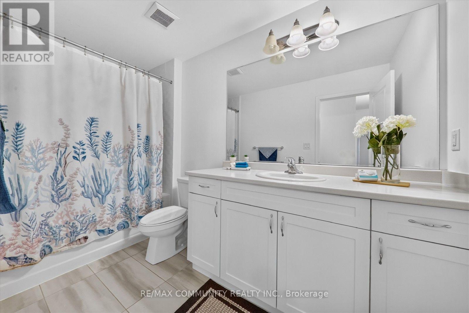 3001 HOLLYBERRY TRAIL - 33