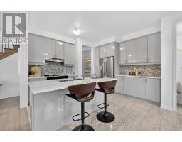 3001 Hollyberry Trail, Pickering, ON L1X0N5 Photo 13