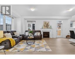 3001 Hollyberry Trail, Pickering, ON L1X0N5 Photo 19