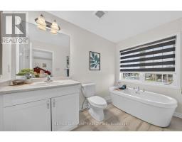 3001 Hollyberry Trail, Pickering, ON L1X0N5 Photo 28