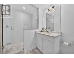 3001 Hollyberry Trail, Pickering, ON L1X0N5 Photo 29