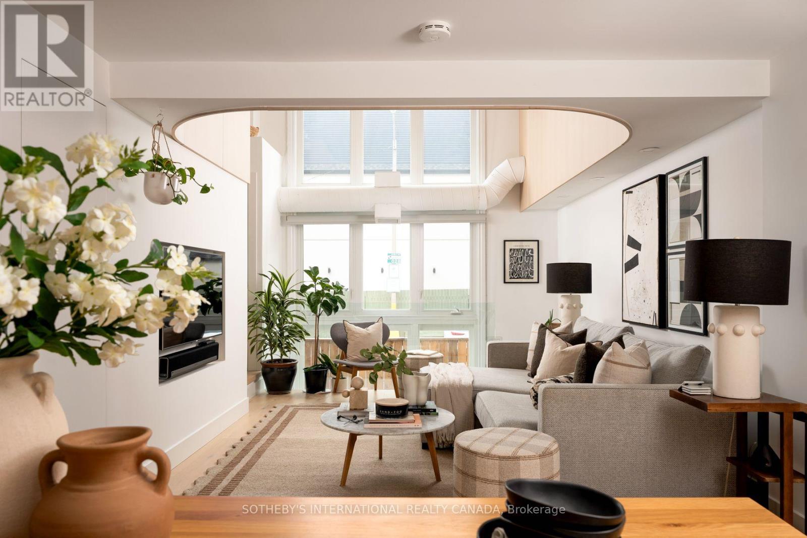 #102 660 PAPE STREET - 15