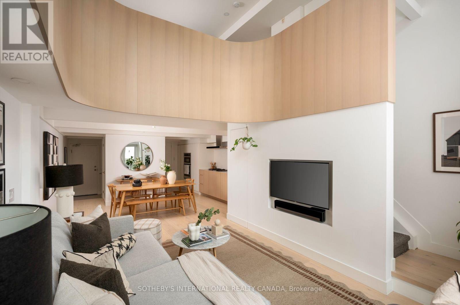 #102 660 PAPE STREET - 18