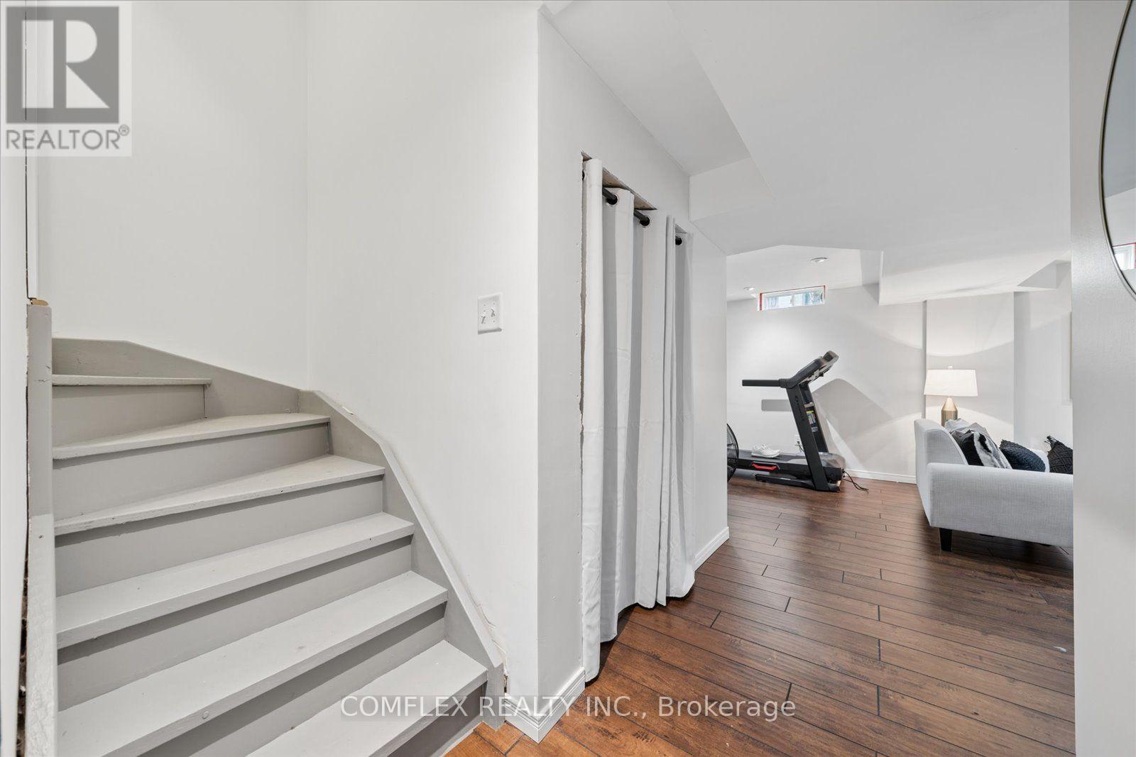 59 HODNETT CRESCENT - Image 40
