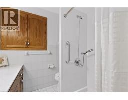 Eat in kitchen - 261 Carla Avenue, Stoney Creek, ON L8G3M9 Photo 12
