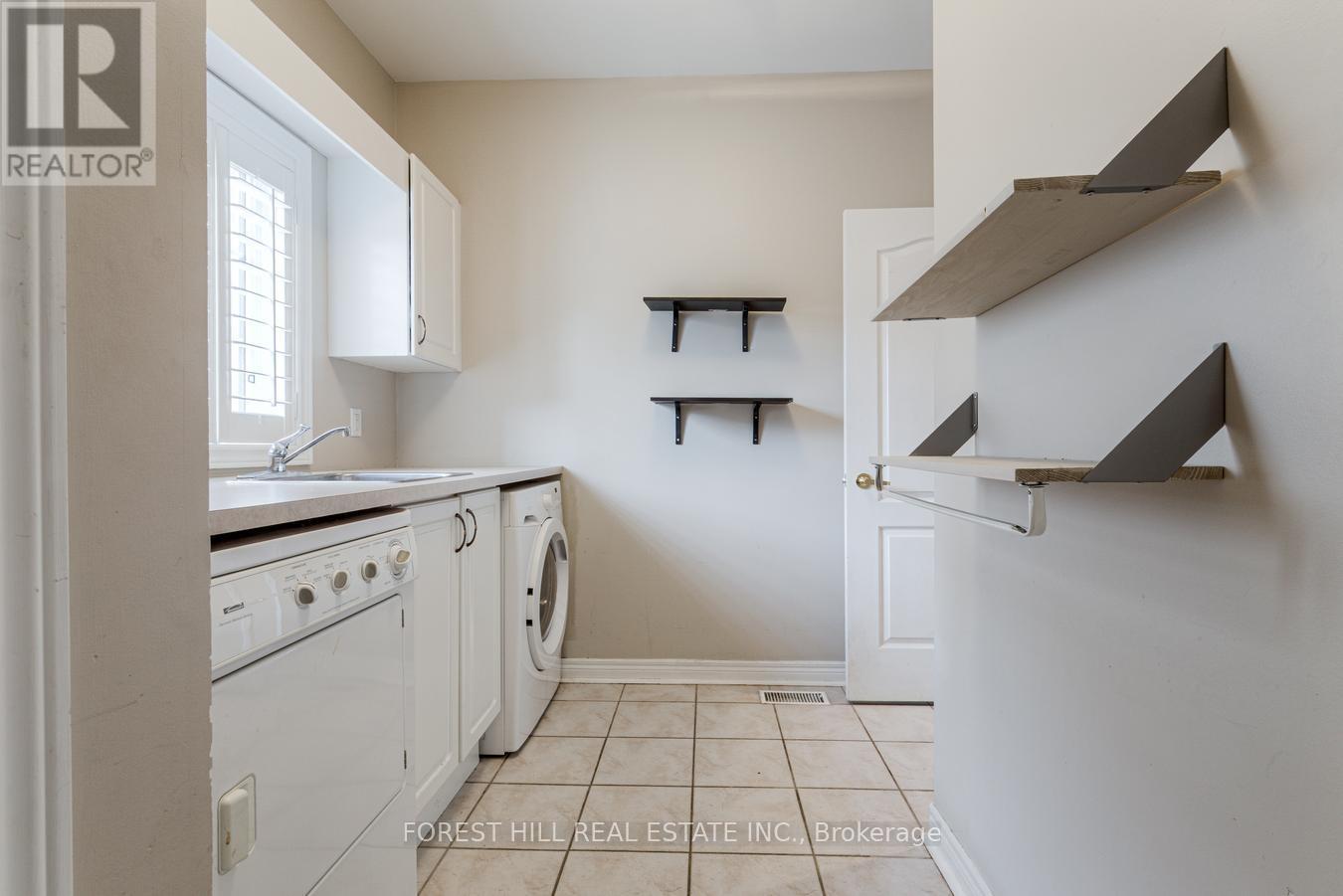 54 MAPLE GROVE AVENUE - Image 21