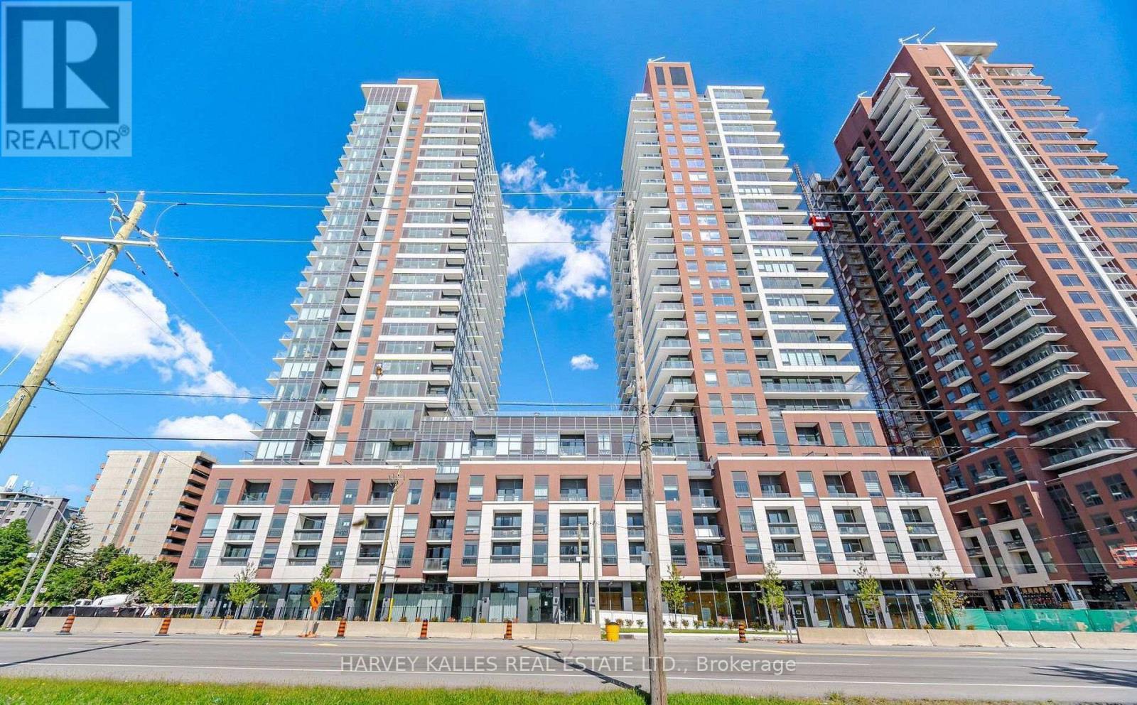 2220 - 4010 EGLINTON AVENUE W