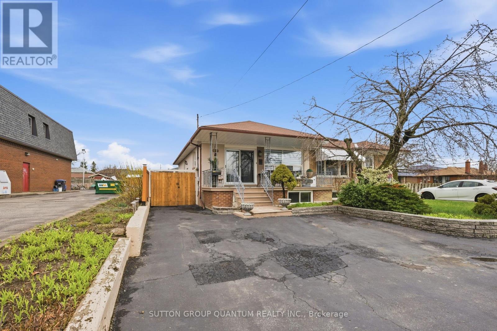 1257 ALEXANDRA AVENUE - Image 39
