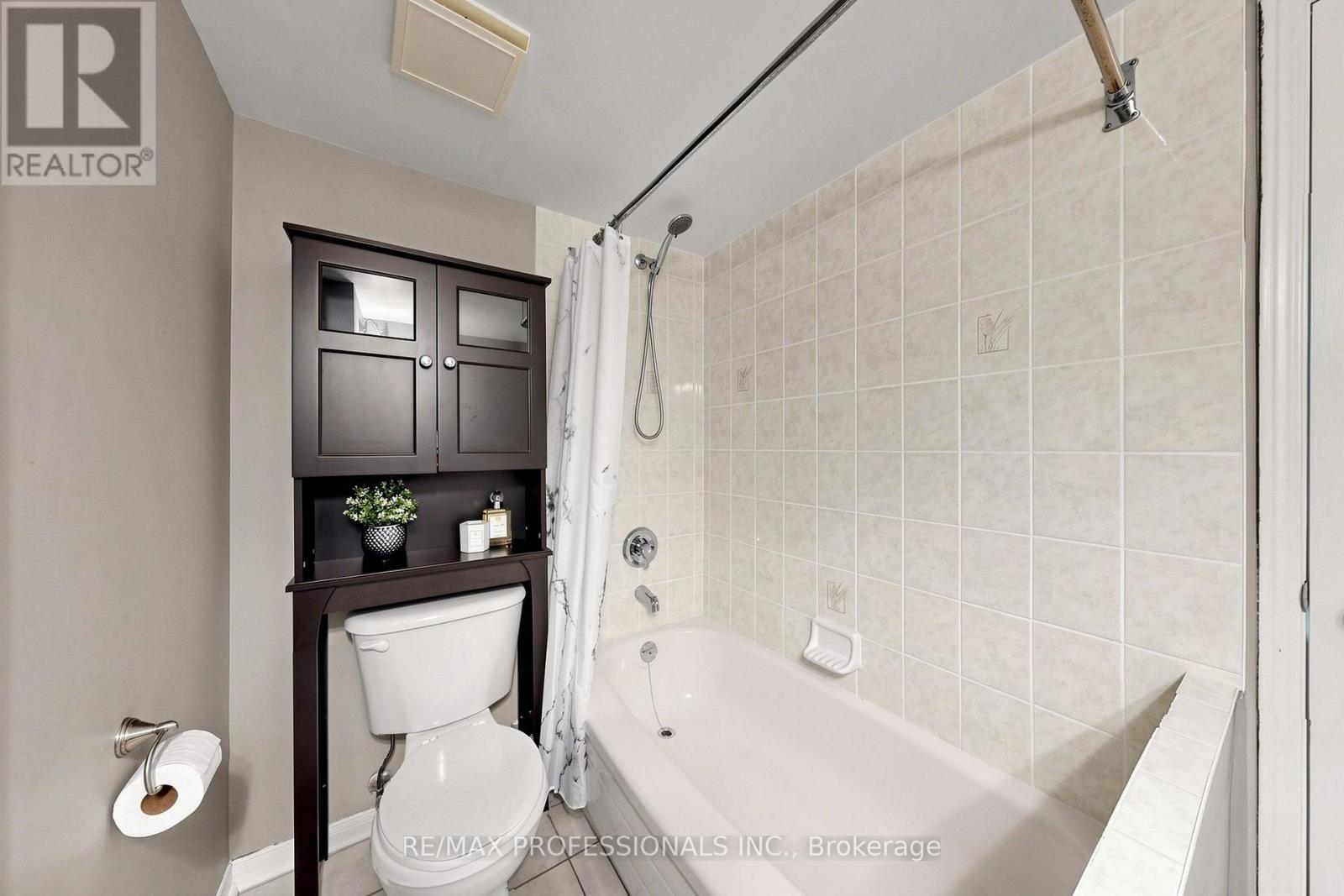 #205 32 TANNERY STREET - 29