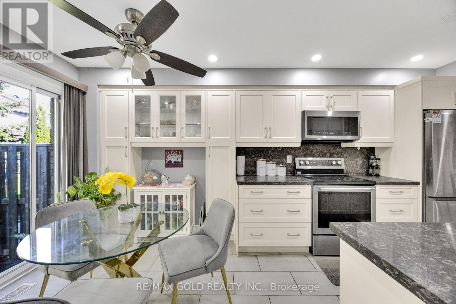 #75 2555 THOMAS STREET - 13