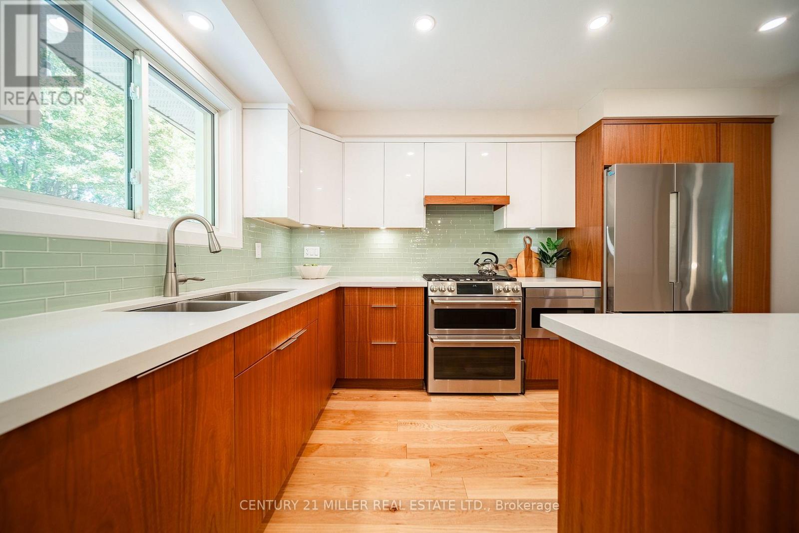 475 WILLIS DRIVE - 12