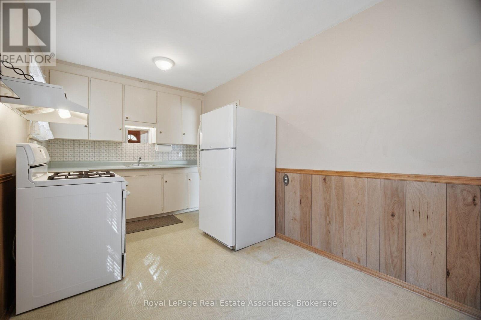 68 ALLENBY AVENUE - Image 20