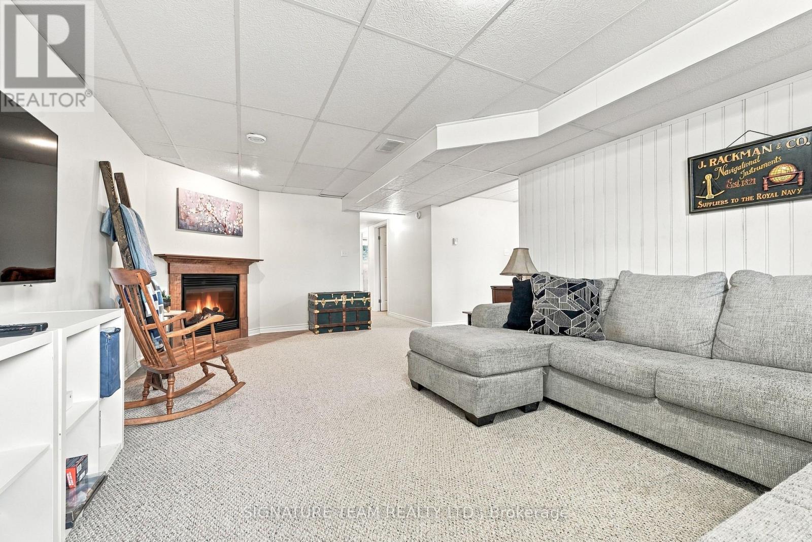 31 COCKCROFT CRESCENT - Image 36