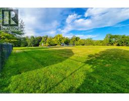 24 Carmichael Crescent, Brantford, ON N3R8A8 Photo 13