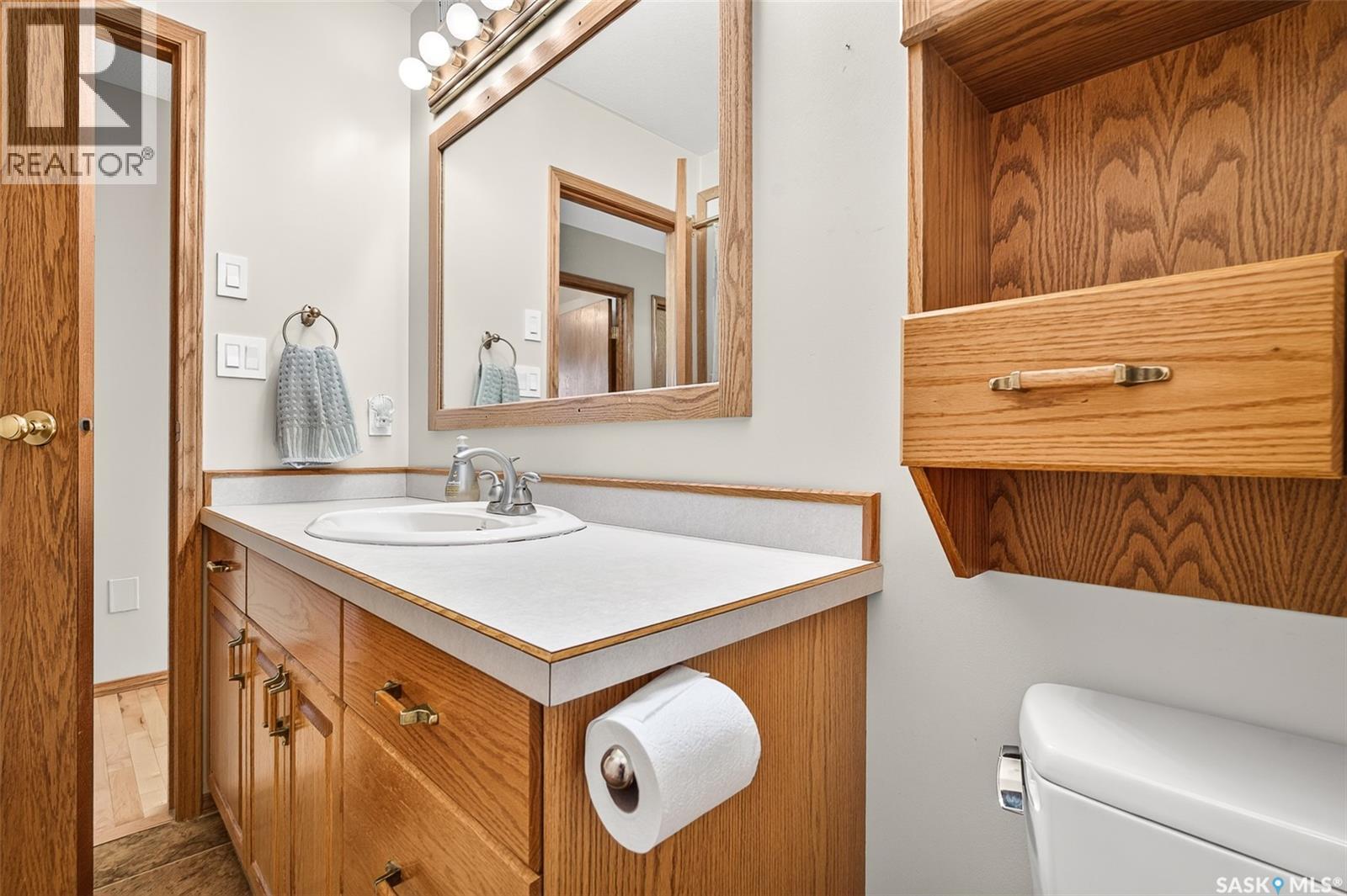 1002 Vaughan STREET - 27