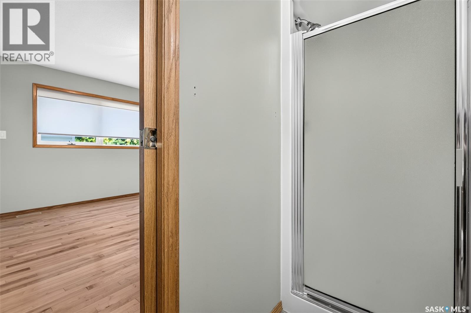 1002 Vaughan STREET - 38