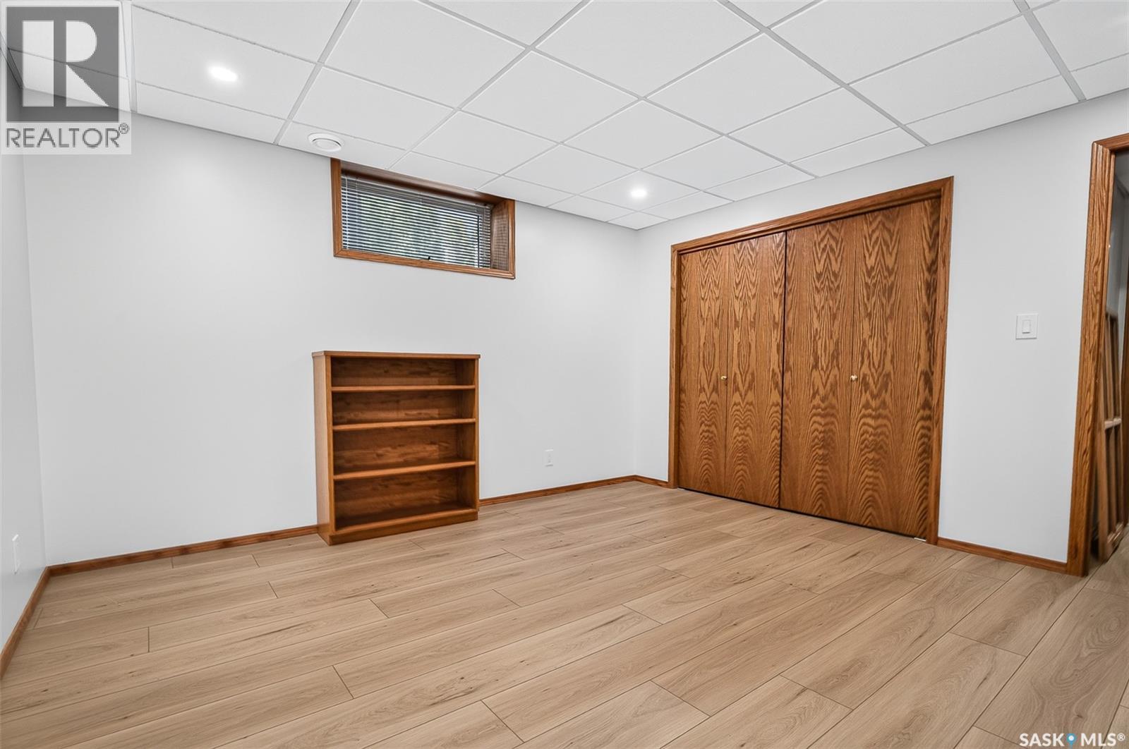 1002 Vaughan STREET - Image 56