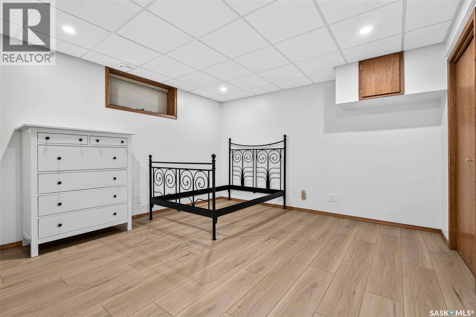 1002 Vaughan STREET - Image 57