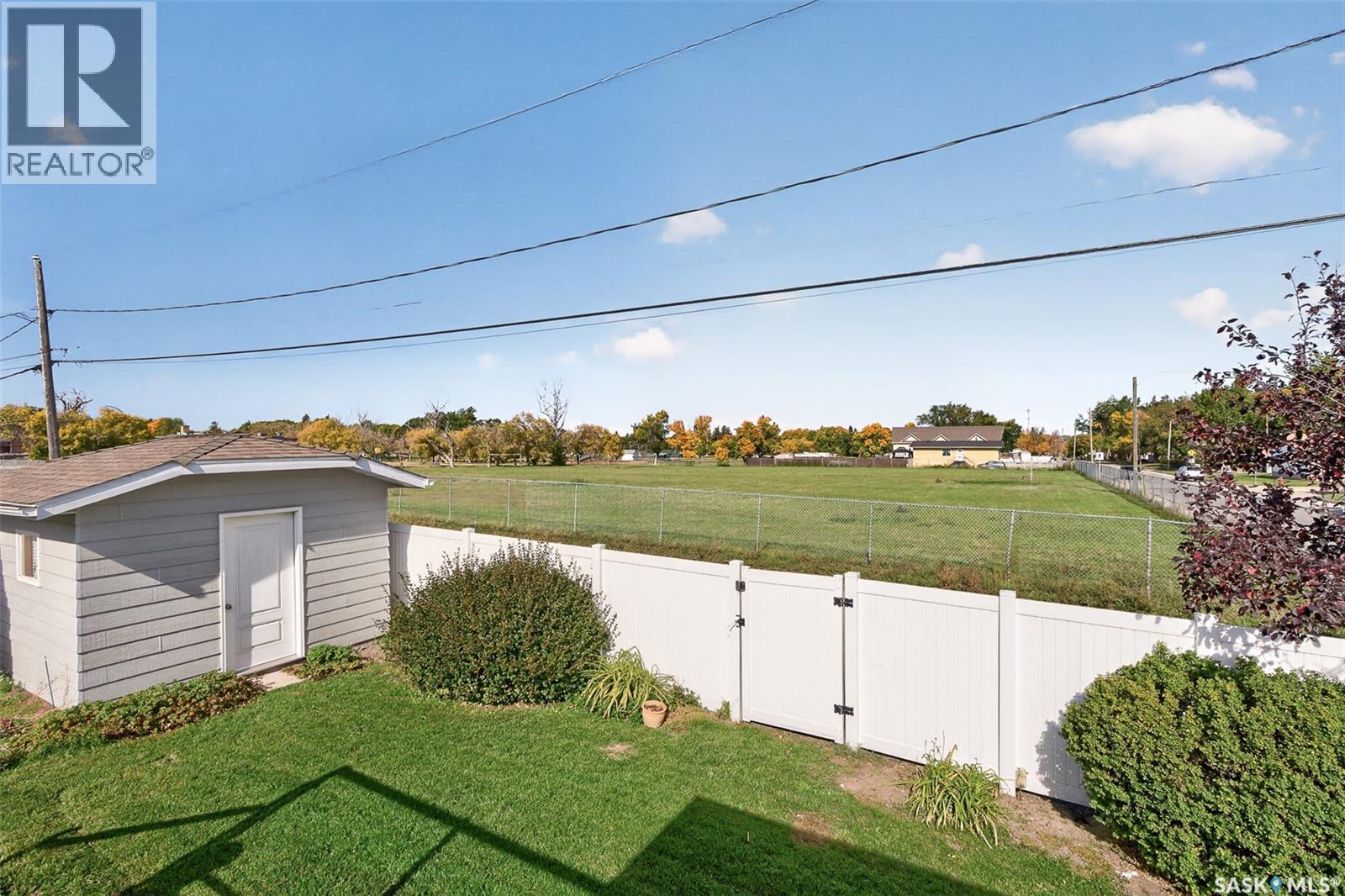 1002 Vaughan STREET - 78