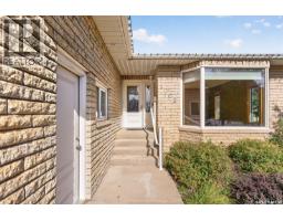 1002 Vaughan Street, Moose Jaw, SK S6H5P2 Photo 81