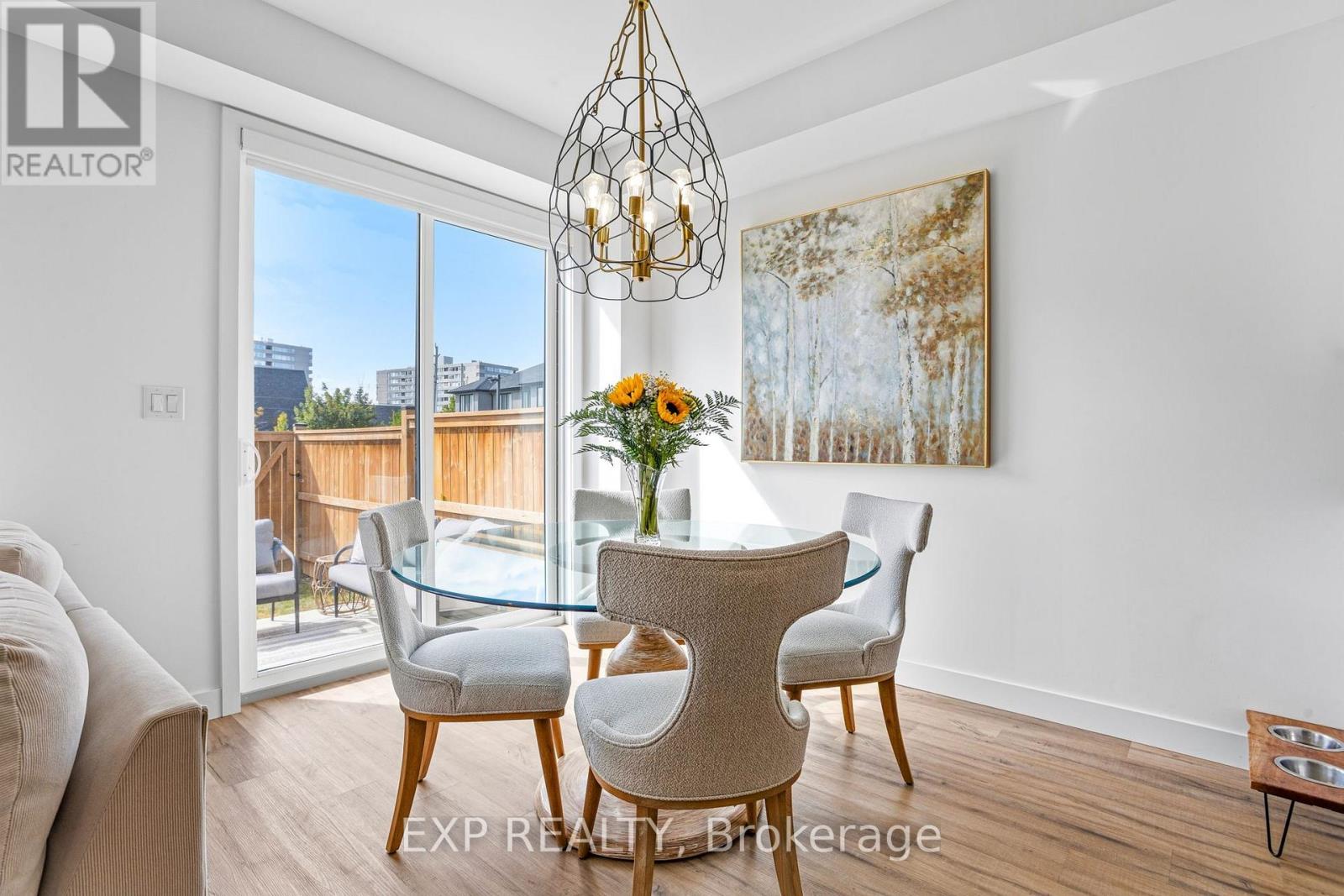 #25 166 MOUNT ALBION ROAD - 8