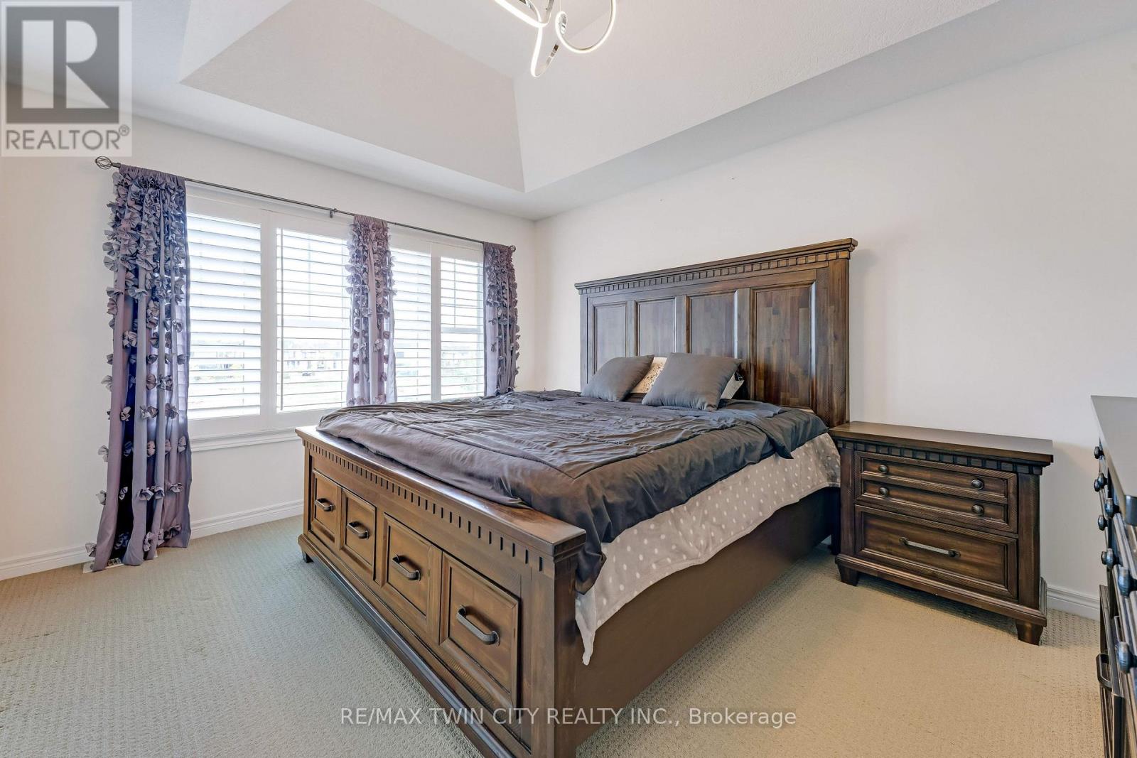18 Crossbridge Avenue, Kitchener, ON photo 23