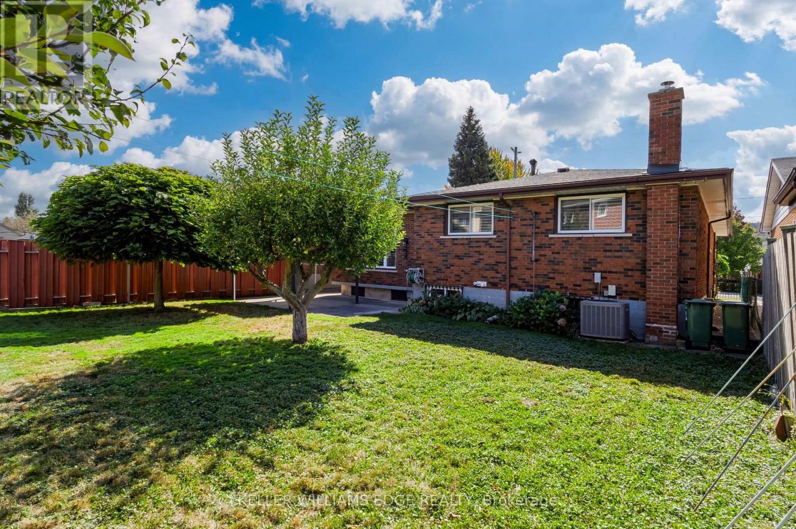 261 CARLA AVENUE - 33