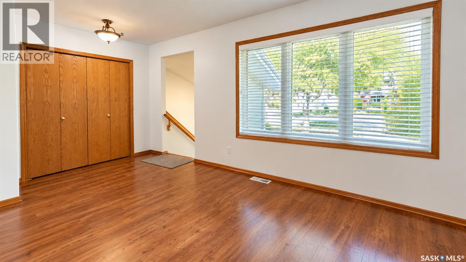 717 31st STREET W, Saskatoon — photo 3