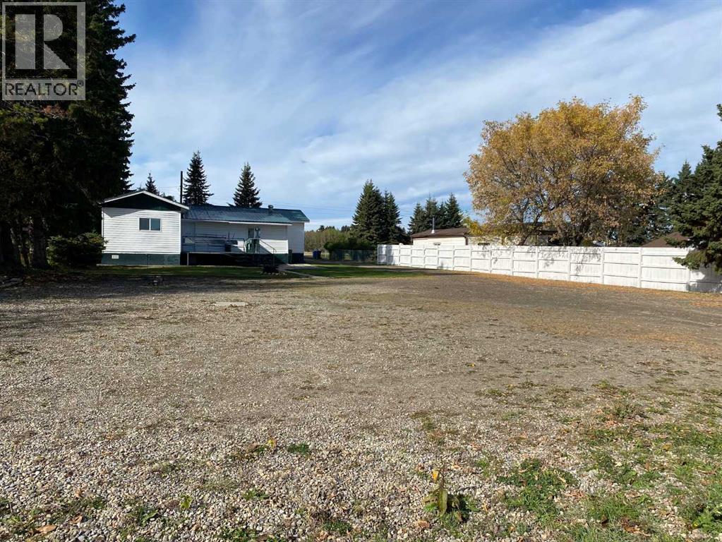 4411 62 Street - Image 3