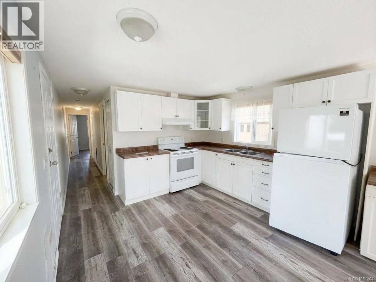 #11 1630 Croation Rd - Image 8