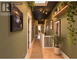 1562 Queen Street E, Toronto, ON M4L1E9 Photo 12