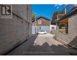1562 Queen Street E, Toronto, ON M4L1E9 Photo 23